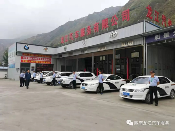 金錘鈑金，銀槍噴漆！龍江汽修值得信賴！